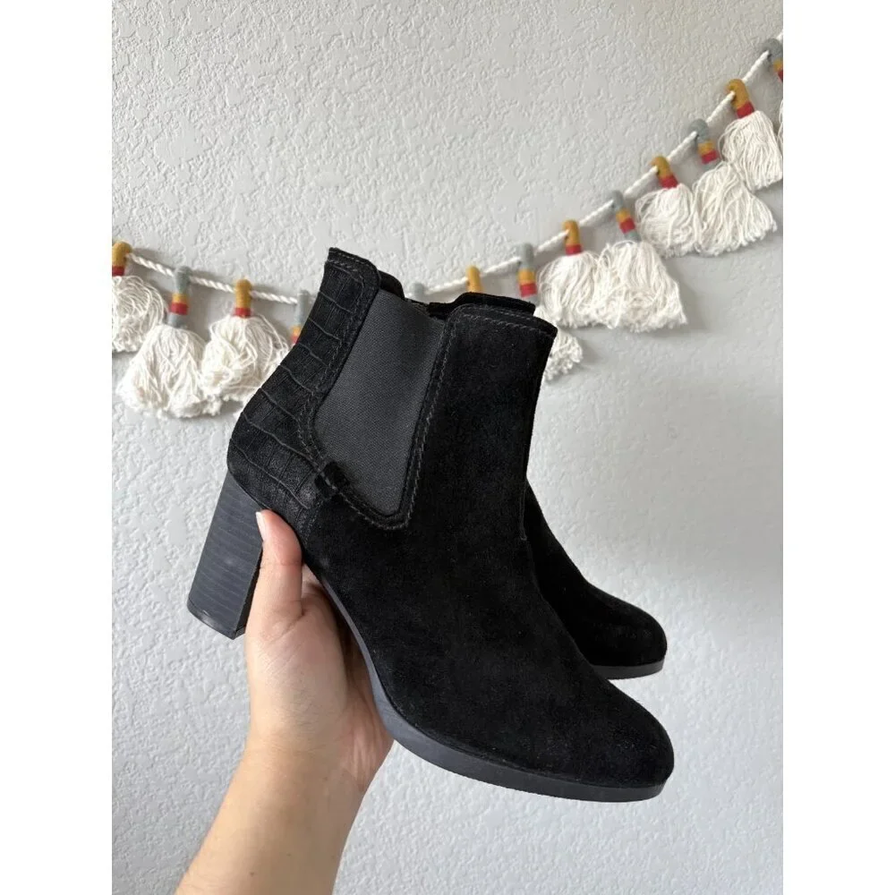 Clarks Bayla Rose Black Suede Croc Chelsea Block Heel Boots Pull On Modest 10